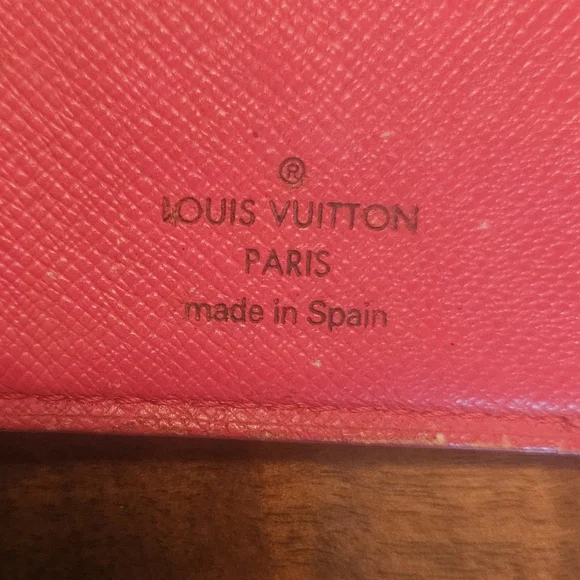 Louis Vuitton Red Epi Agenda In GUC - Picture 3 of 10
